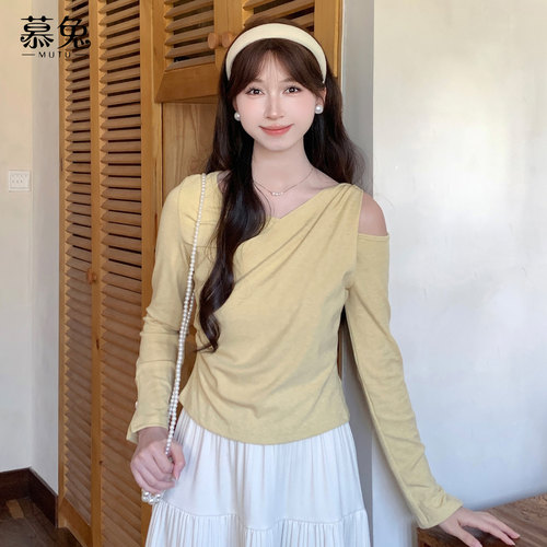 慕兔法式温柔风露肩长袖t恤