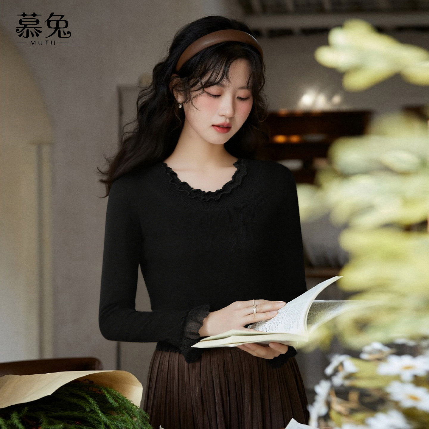 慕兔法式木耳边圆领打底衫女2025冬季新款洋气修身显瘦内搭短上衣,女装/女士精品,毛针织衫,淘宝优惠券,粉丝福利购,淘宝优惠卷