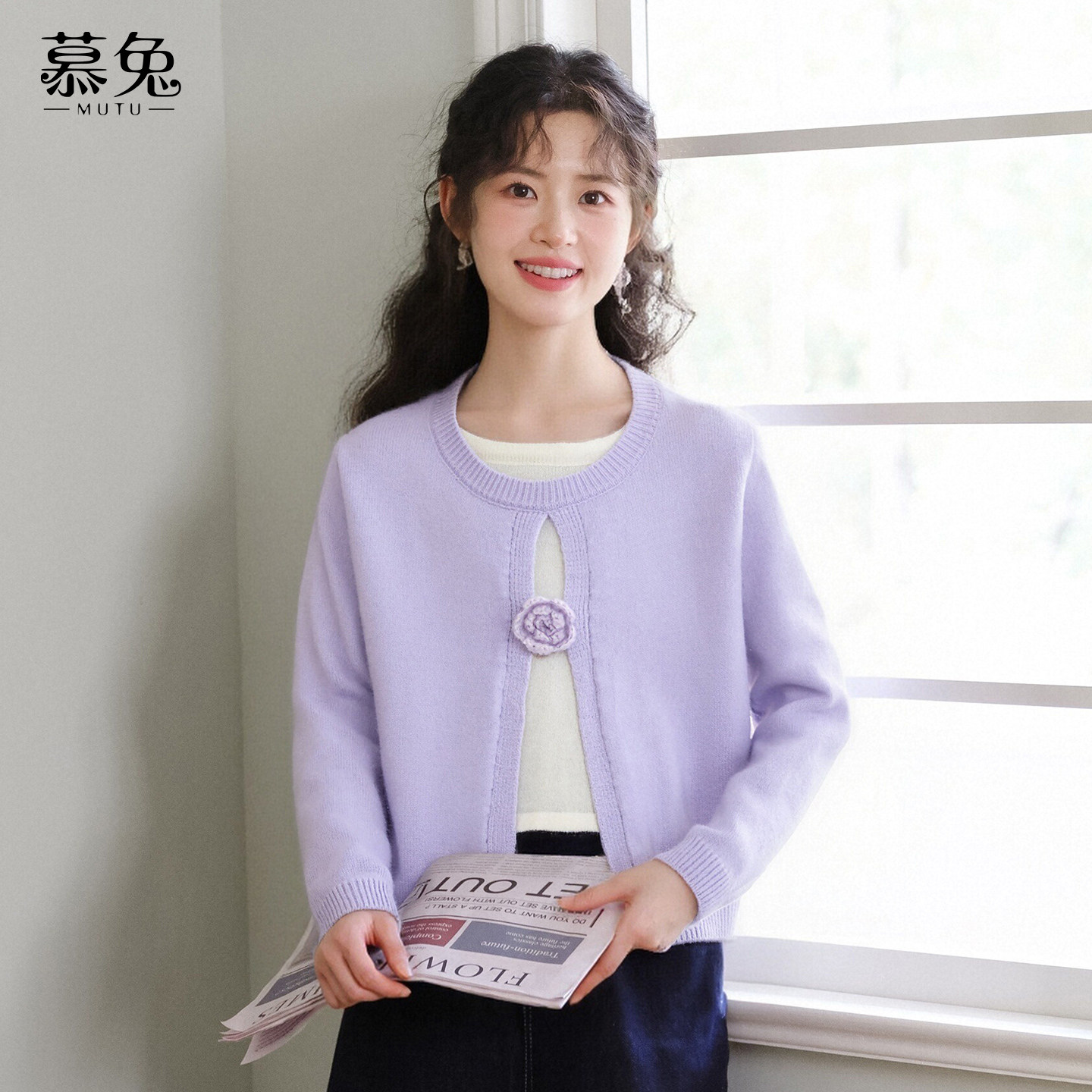 慕兔甜美拼接假两件针织衫女2025冬季新款小个子立体花朵长袖上衣,女装/女士精品,毛针织衫,淘宝优惠券,粉丝福利购,淘宝优惠卷