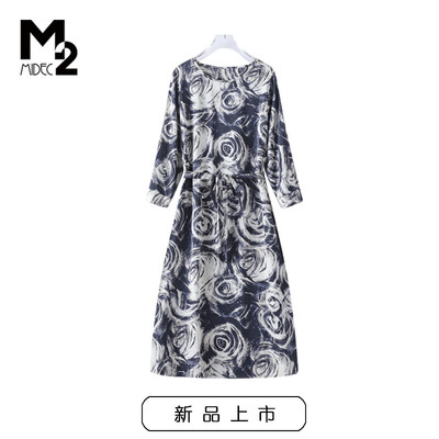 M2新款2025长袖连衣裙