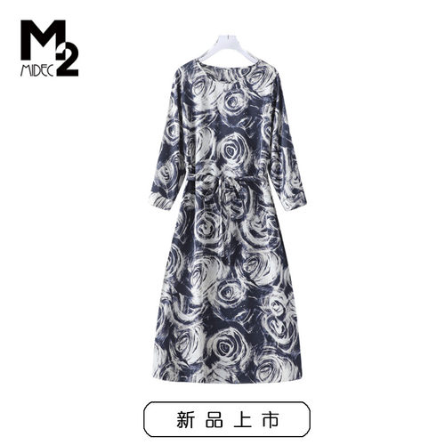 M2春秋新款长袖连衣裙