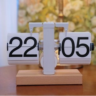 厂家跨境欧式自动翻页钟复古简约家居客厅座钟小天平机械翻页时钟