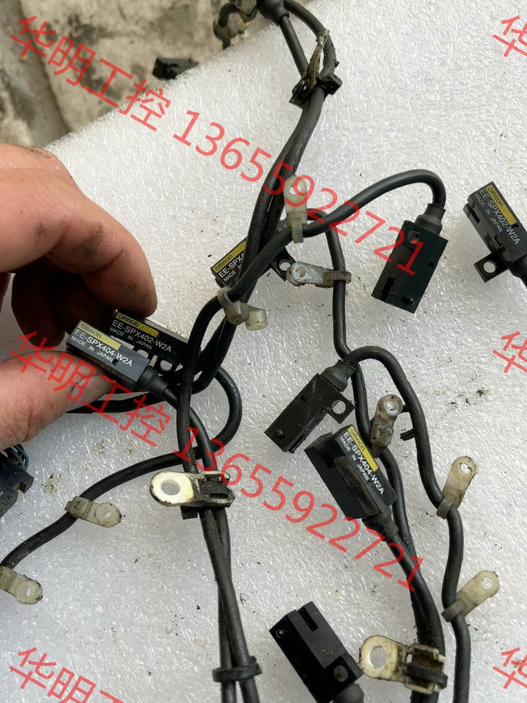 议价 欧姆龙EE-SPX404-W2A，二手拆机，实物如图，二手拆