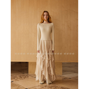 SO 25秋冬新款原创设计法式气质收腰修身显瘦不规则一字领连衣裙