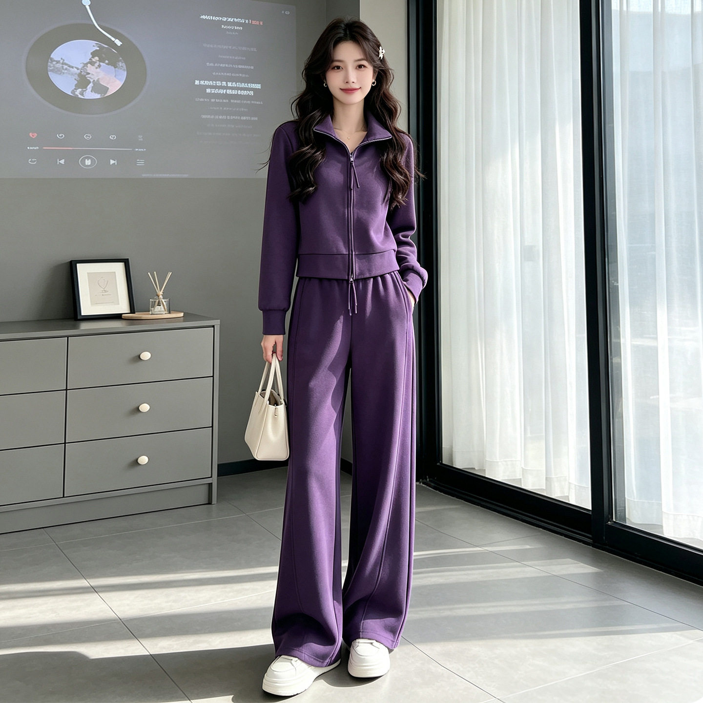 高级感紫色休闲运动套装女秋季时尚修身显瘦连帽卫衣阔腿裤两件套