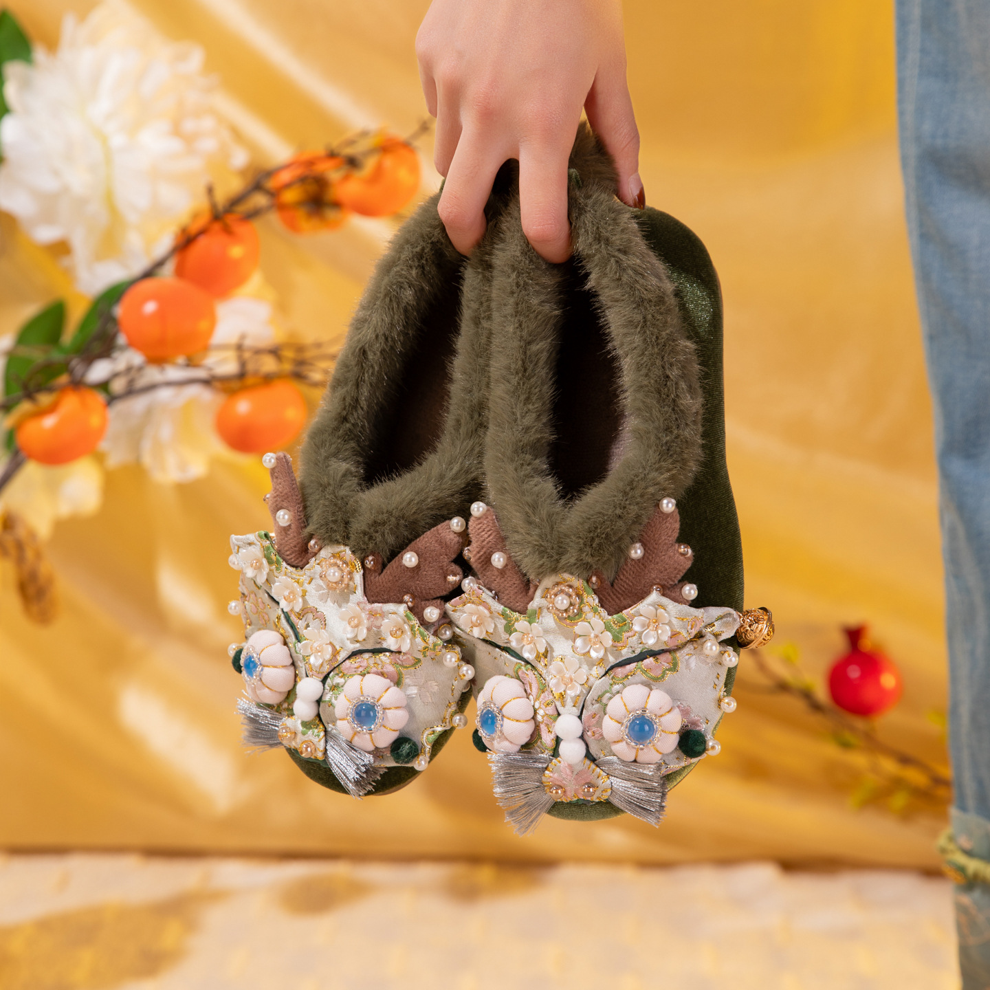 龙图大展棉2025冬新款非遗手工虎头鞋兔毛平底舒适棉鞋中式绣花鞋