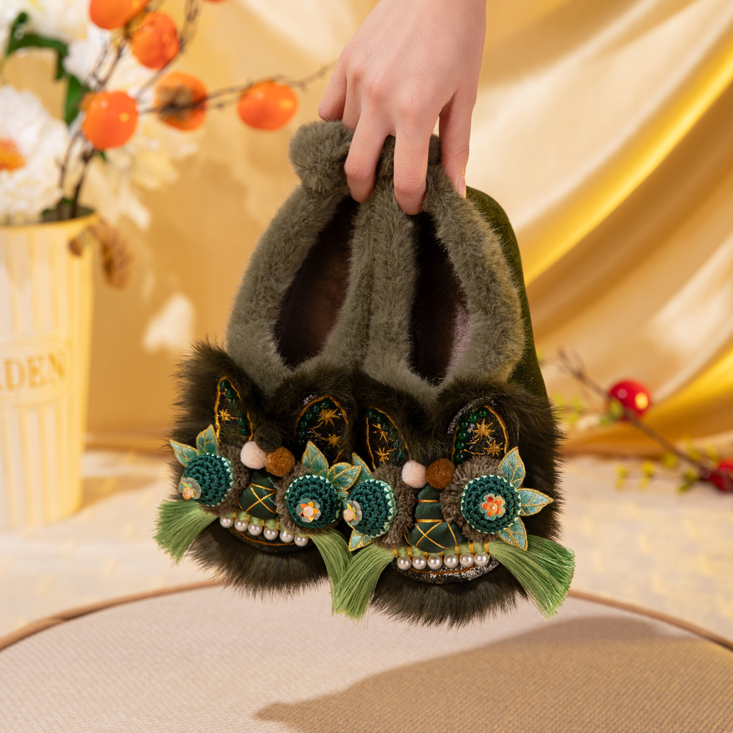 碧瞳棉2025冬新款非遗手工虎头鞋兔毛平底舒适棉鞋中式绣花鞋