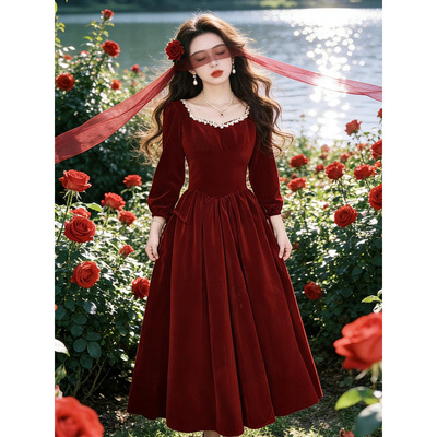 在逃公主敬酒服秋冬季丝绒长袖订婚礼服裙赫本风新娘结婚回门服女