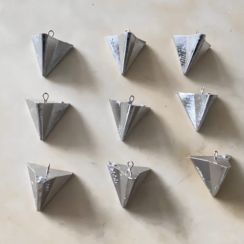 三角形铅坠水滴铅铊海钓定位铅坠串钩带环铅坠垂钓配件沙滩坠锥形