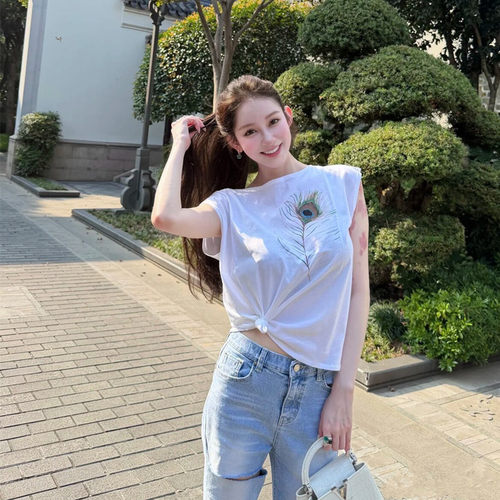 网红女神花三三同款 手绘树叶无袖气质白色上衣T恤磨白微喇牛仔裤