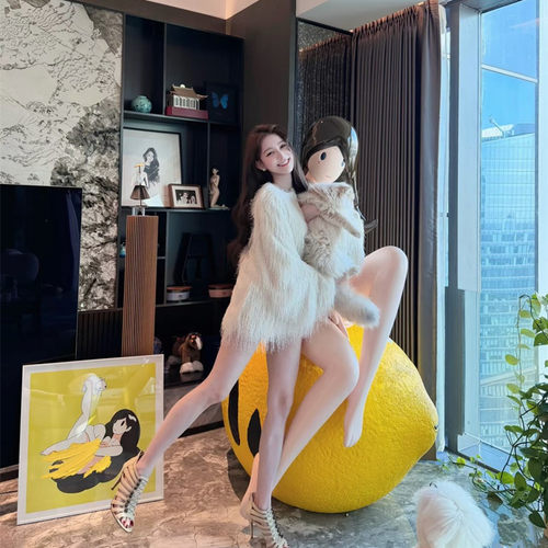 网红女神花三三同款米白色中长款羽毛流苏气质简约名媛风宽松上衣