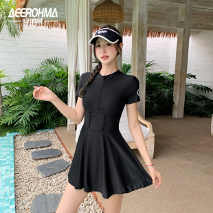 游泳衣女高级感2026新款 保守遮肉显瘦温泉运动游泳馆专用 连体裙式