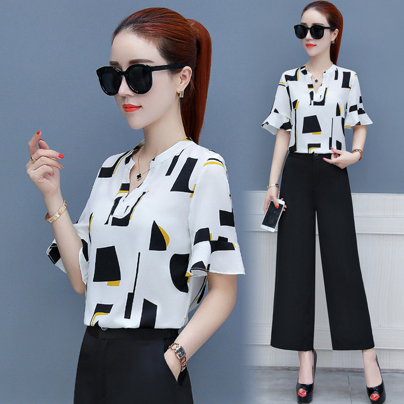 여성을위한 세련된 넓은 다리 바지 정장 2023 여름 새로운 패션 스타일 어머니의 착용 가벼운 성숙한 스타일 여성 쉬폰 투피스 세트