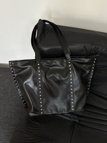 小心袖口 26AW 中古朋克铆钉黑色托特包小众设计单肩包通勤手提包