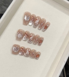 【洛可可兔】纯手工穿戴甲法式猫眼腮红兔兔美甲可爱学生儿童