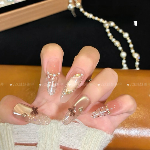 摩卡小香手工穿戴甲爆闪法式猫眼蝴蝶结秋冬气质显白小香风美甲贴