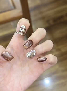 香槟猫眼穿戴美甲甲片指甲贴级爆闪百搭勃朗透巧克力色早秋