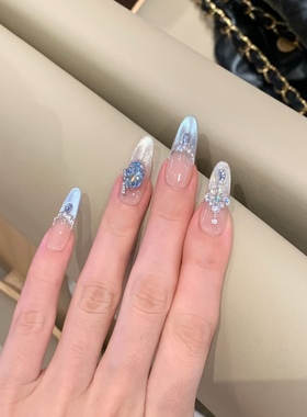 【蓝宝石北海道】手工穿戴甲夏日清透感蓝色猫眼锆石满钻显白美甲