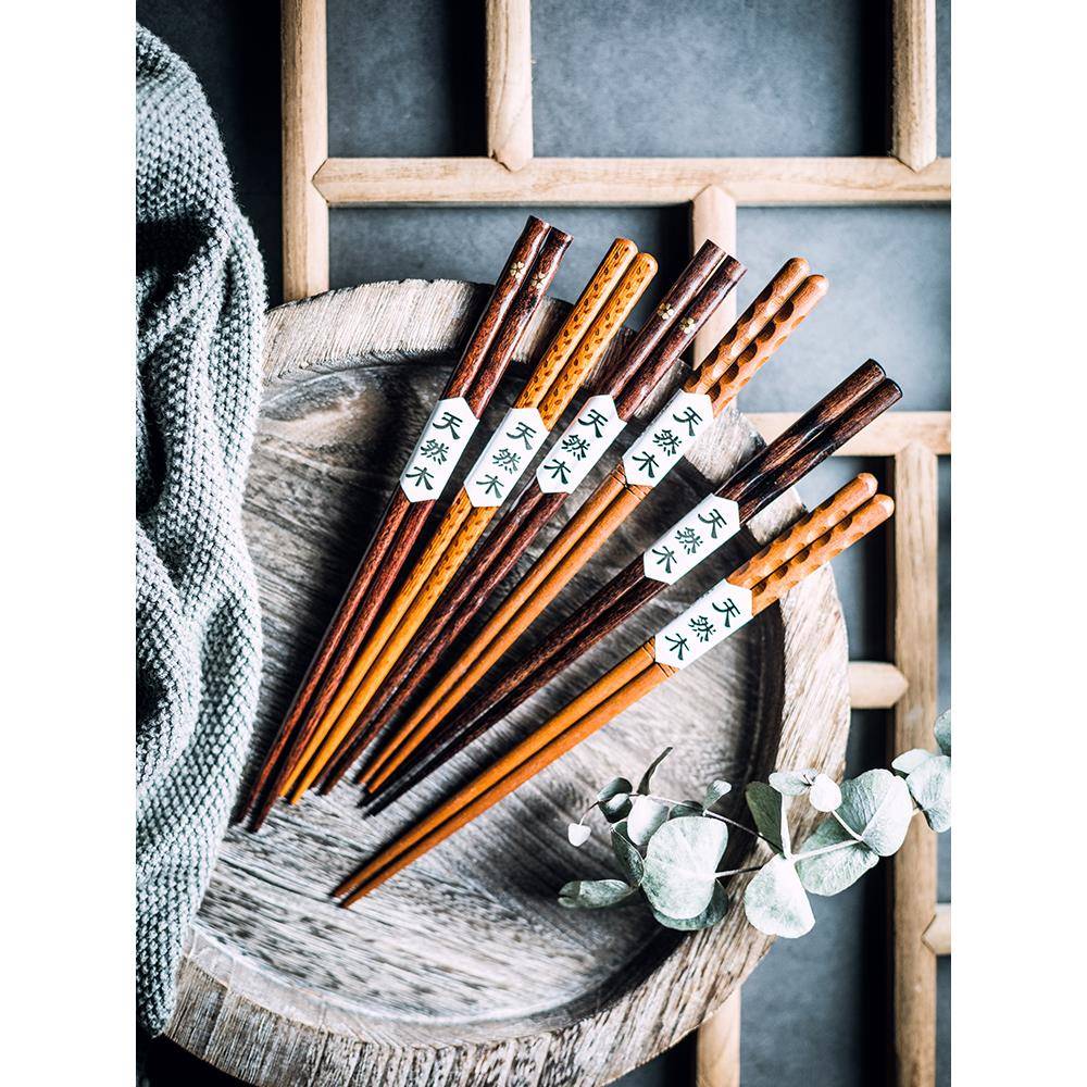 日式筷子家用2025新款高级尖头餐筷防滑实木木筷寿司专用木制餐具
