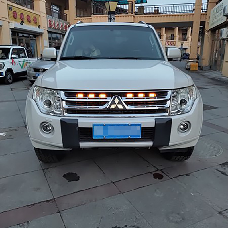 三菱帕杰罗/欧蓝德中网灯