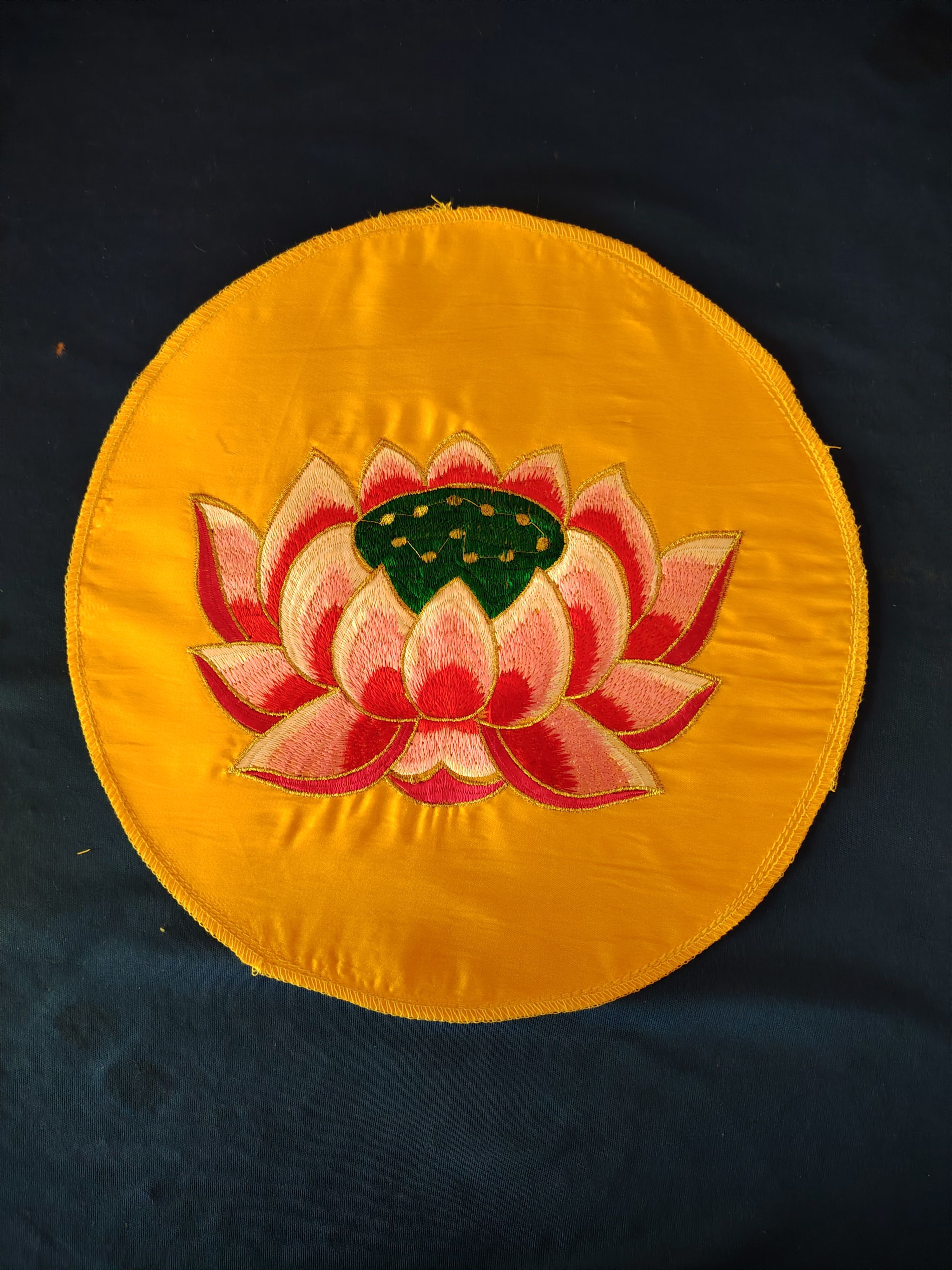 观音神像底座莲花布垫 刺绣神像披袍潮绣莲花佛衣菩萨龙袍披肩神