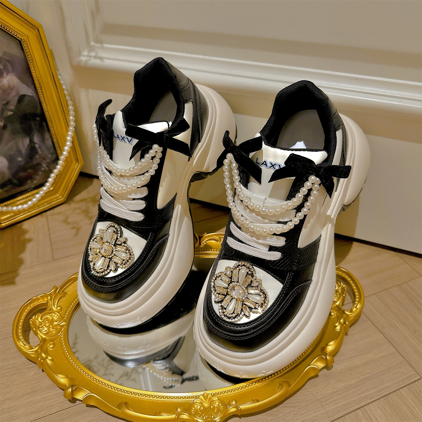 黑白撞色厚底增高小个子老爹鞋女