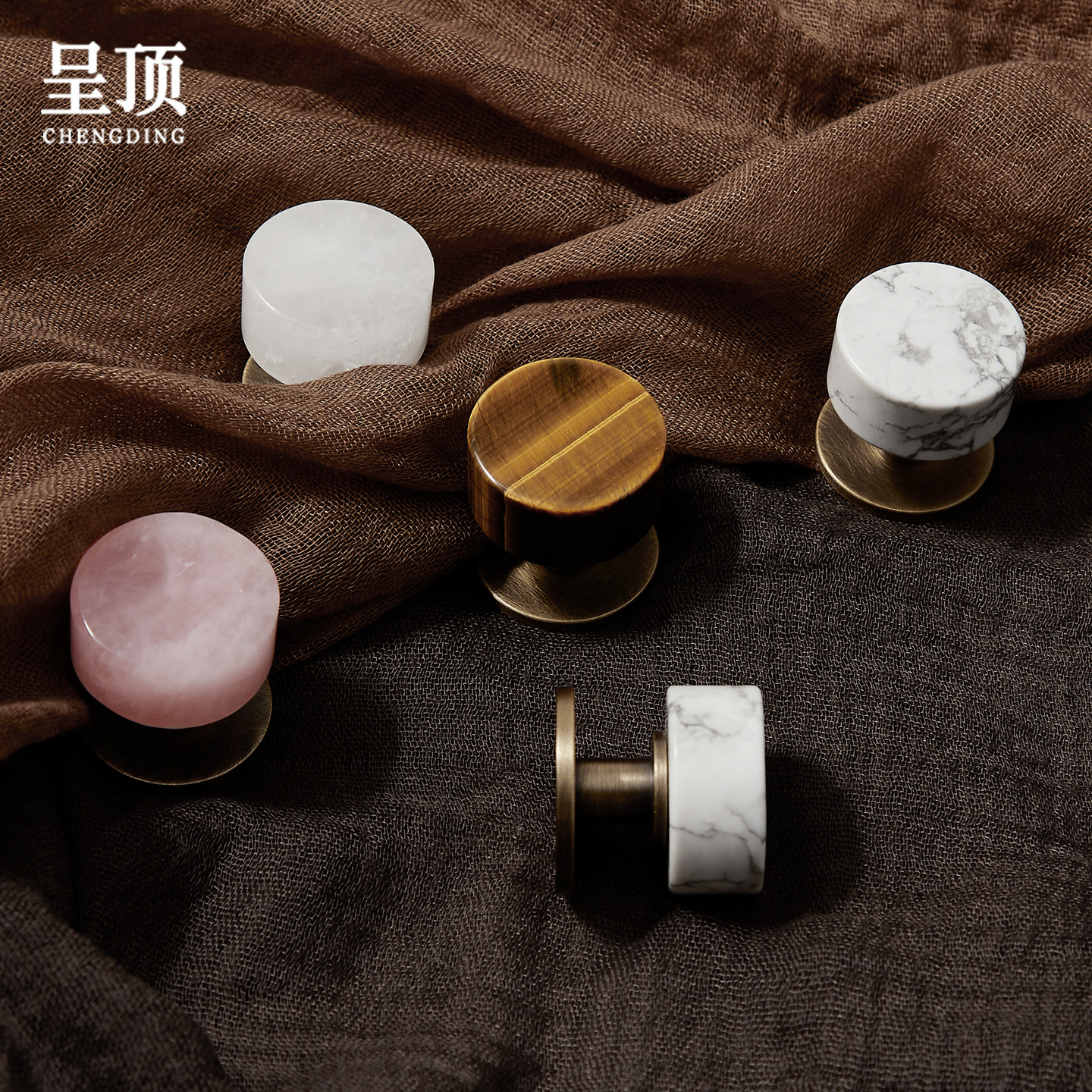 呈顶法式黄铜拉手衣柜门水晶抽屉厨房大理石橱柜圆形古铜色小把手,基础建材,小拉手,淘宝优惠券,粉丝福利购,淘宝优惠卷