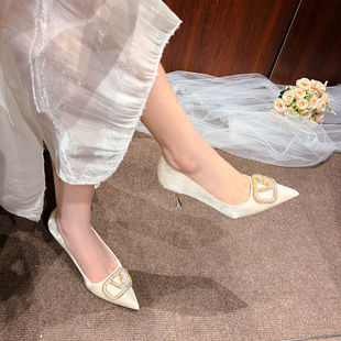 法式气质高级V扣水钻礼服高跟鞋女2026新款婚纱婚鞋伴娘鞋不累脚