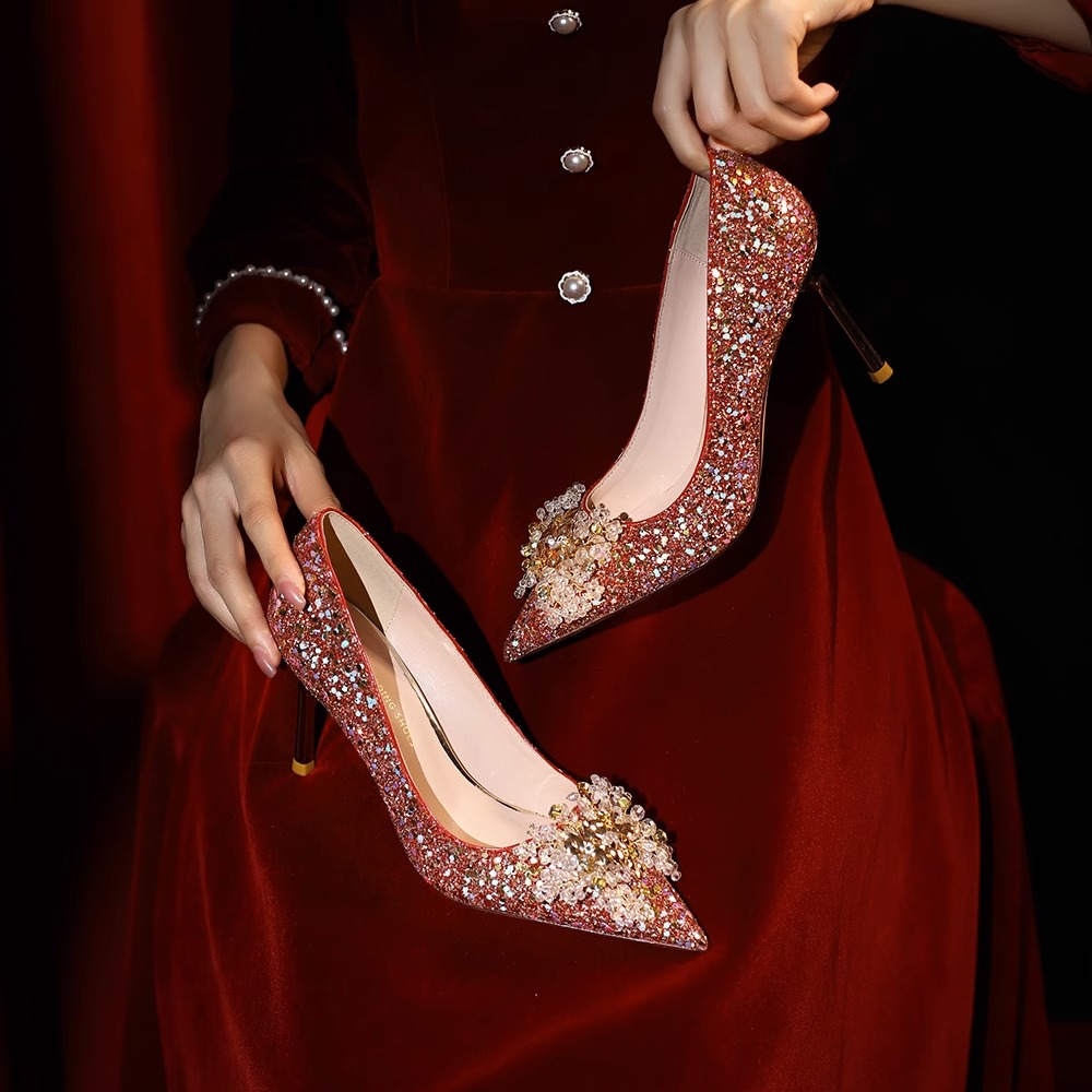 席妍法式婚鞋女2023夏季新款红色新娘高跟鞋秀禾敬酒服出门水晶鞋