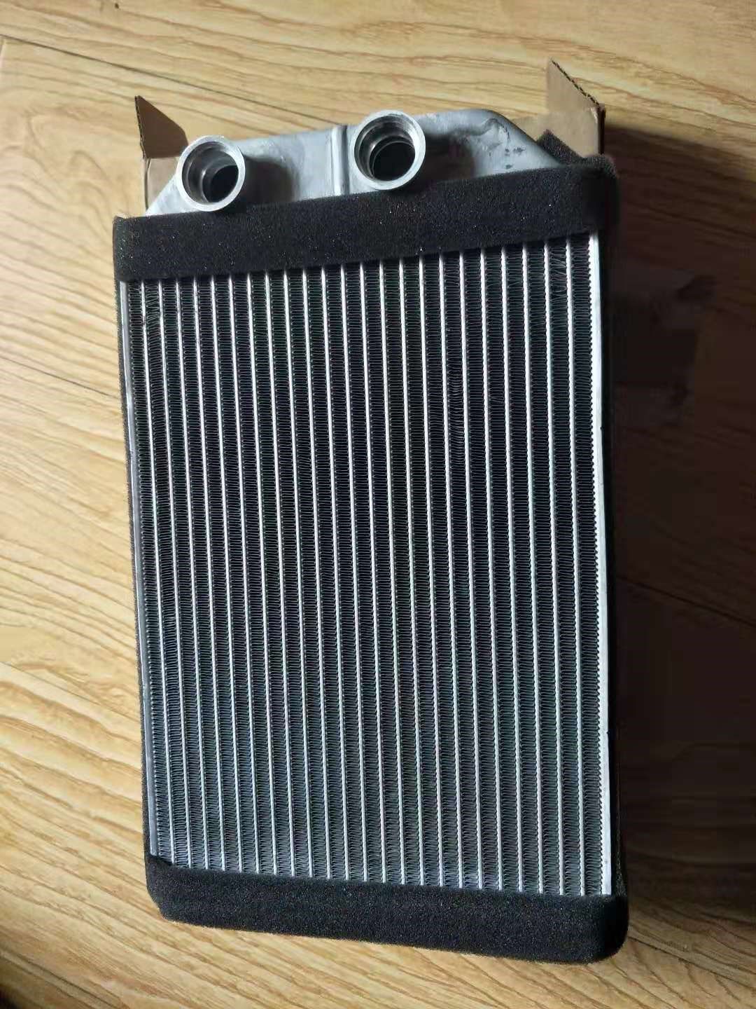 奥迪c5a6暖风小水箱老款奥迪a6暖风水箱副水箱空调散热器热交换器