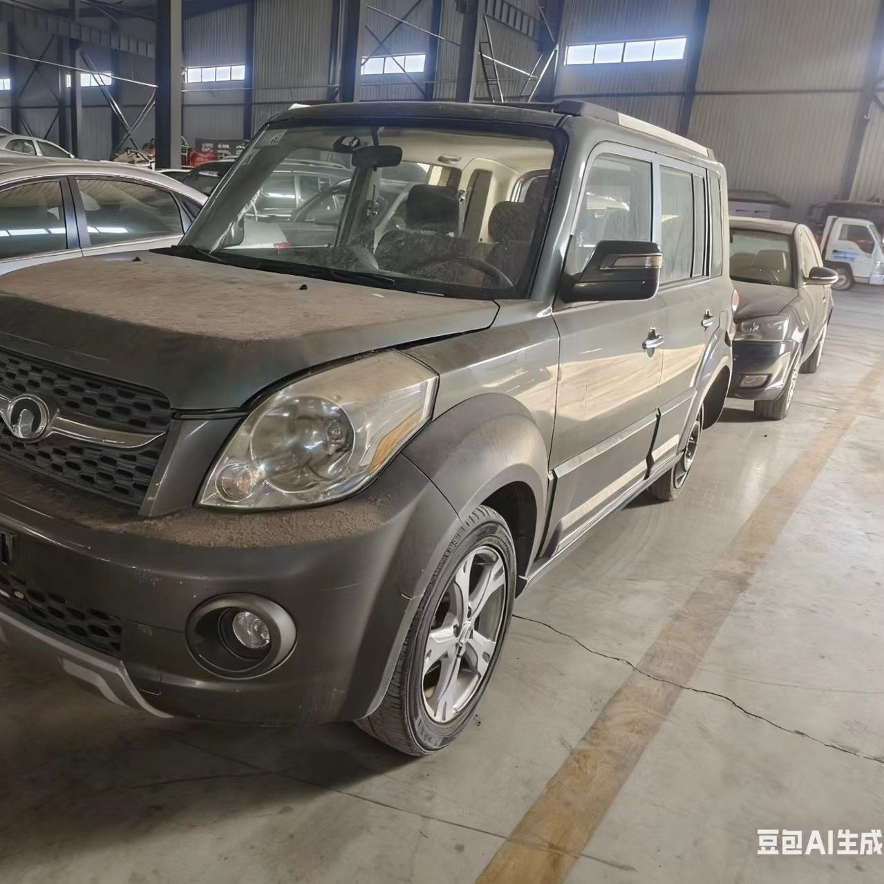 长城哈弗M2拆车件AB柱饰板中控显示屏内饰板扶手箱杂物箱尾灯总成