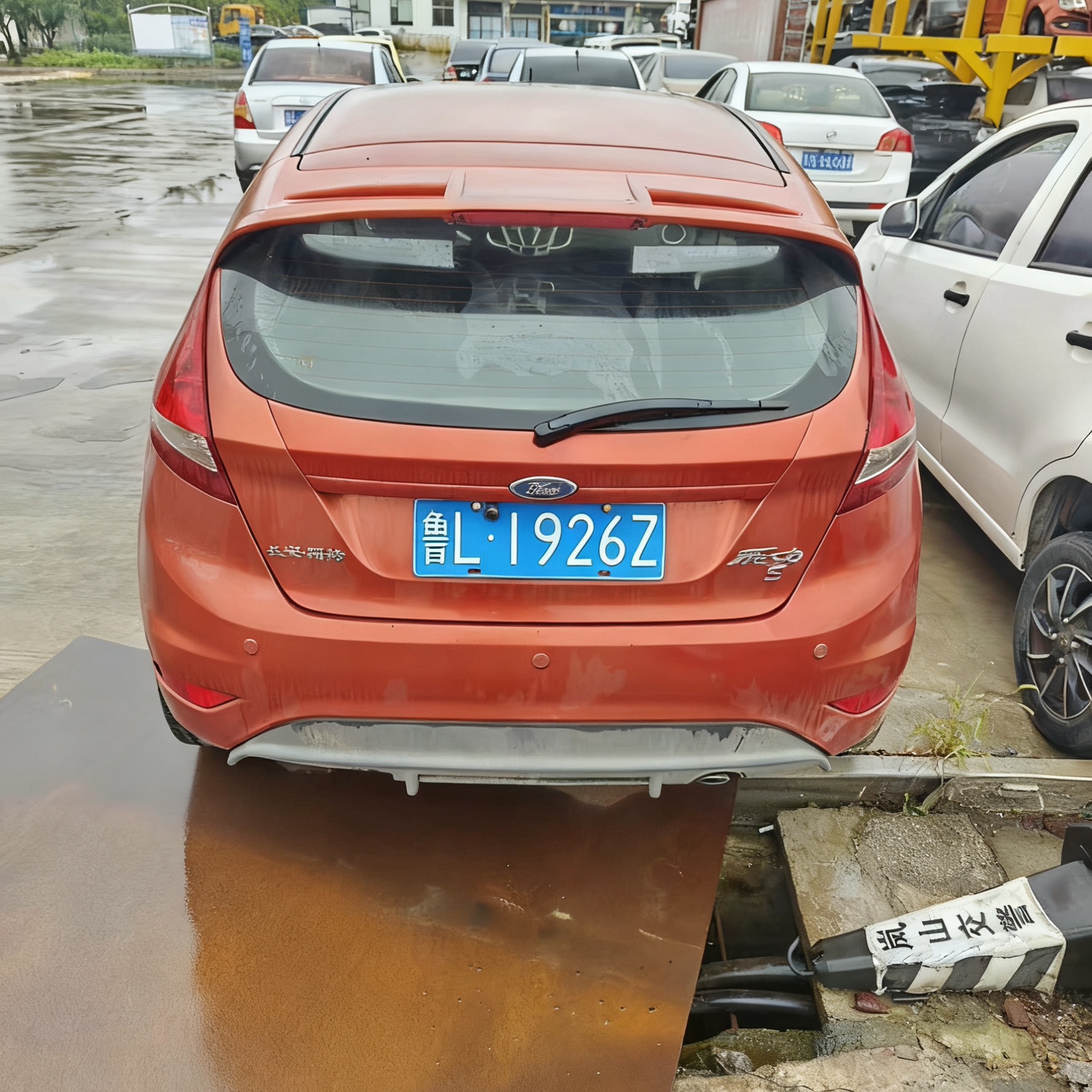 福特嘉年华拆车件ABC柱饰板中控显示屏内饰板扶手箱杂物箱尾灯总