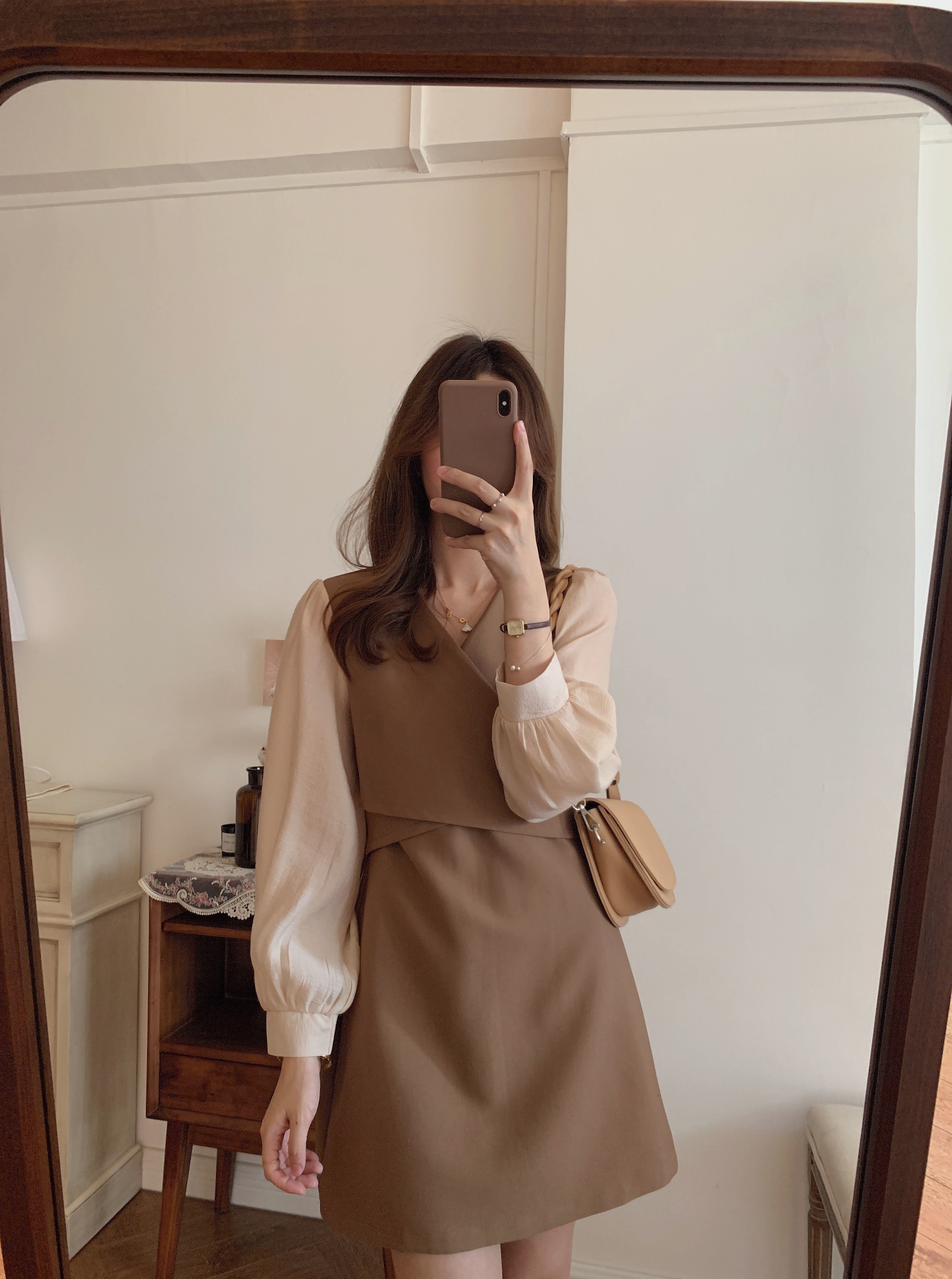iamnoka 气质女生系列秋季拼纱显瘦短款连衣裙女长袖收腰显瘦裙子
