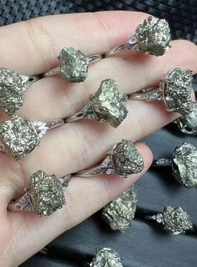 好记水晶黄铜矿戒指铜托镶嵌复古个性简单百搭随机发送朋友礼物