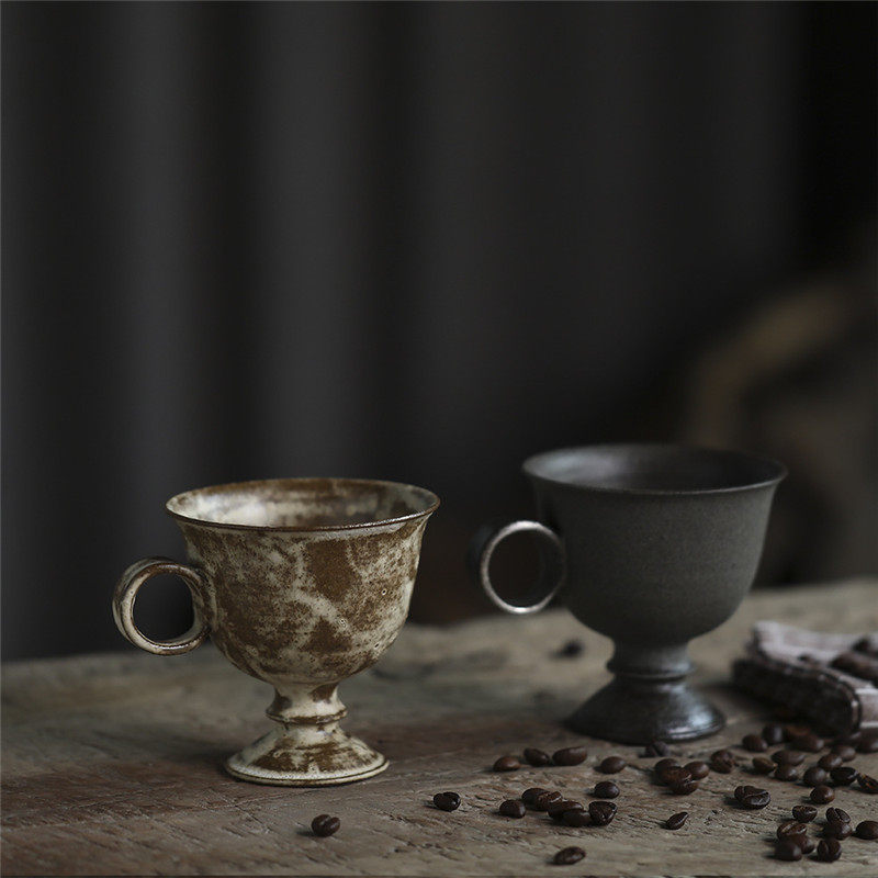 景德镇复古粉引手工高足咖啡杯茶杯家用陶瓷器皿磨砂黑釉把手杯子
