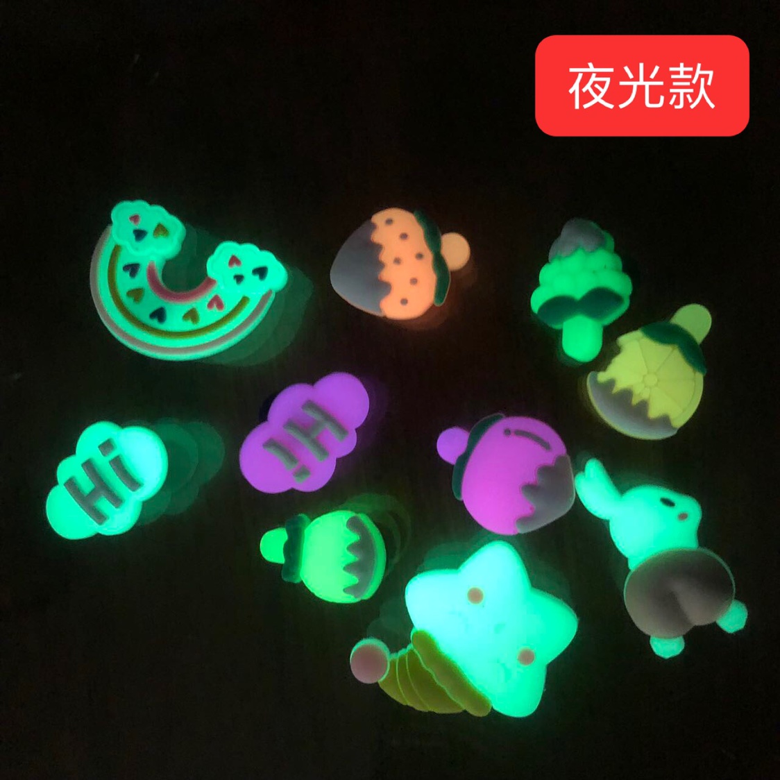 夜光洞洞鞋diy配件兒童鞋燈配件ocs鞋花發(fā)光飾品diy裝飾鞋扣配件