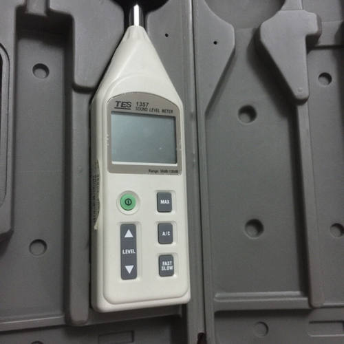 议价1357 TES噪音计 手持分贝测量仪 数显声级检测仪器维修