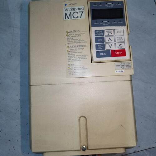 议价CIMR-F7M4011 安川变频器 工业工控调速设备 400V 11KW维修