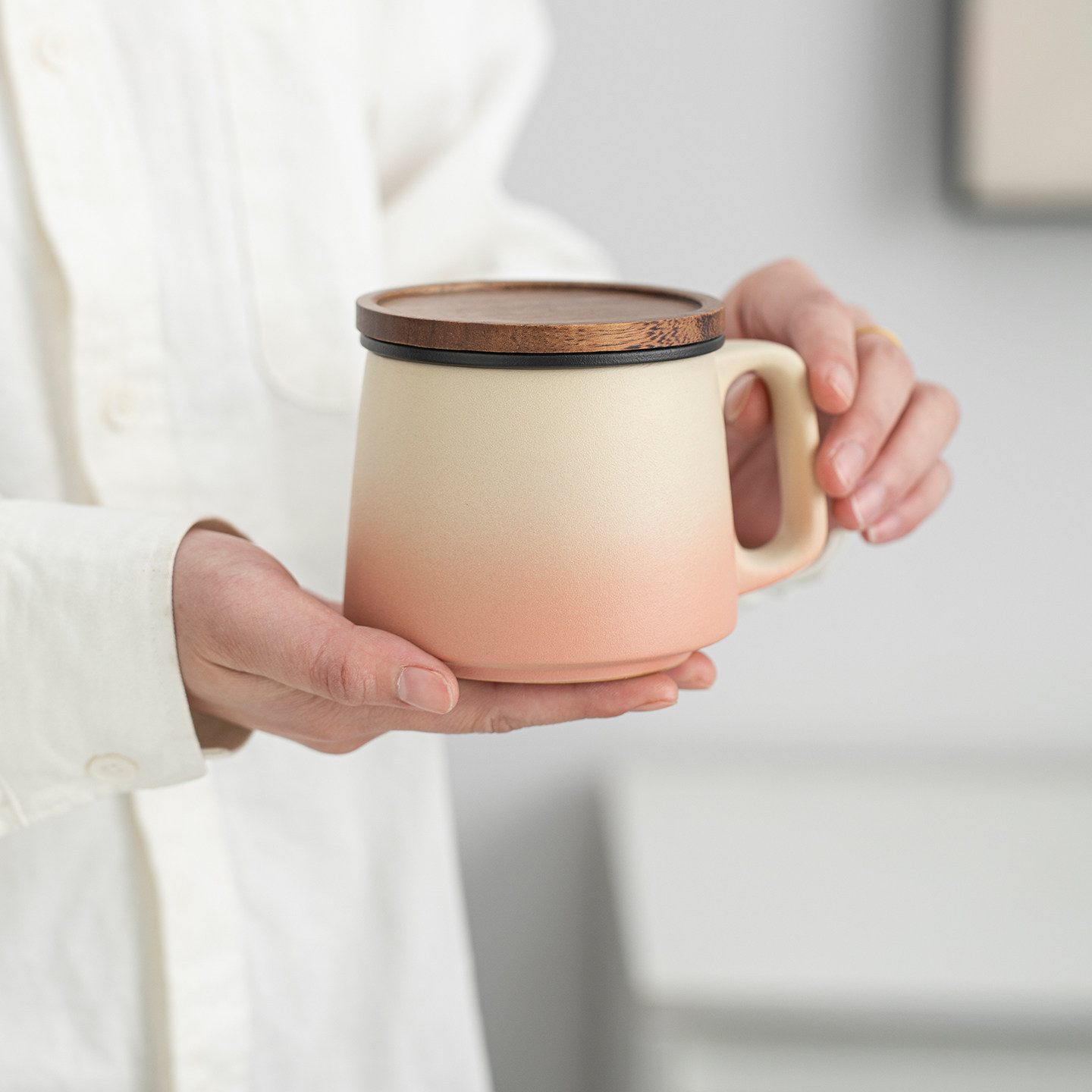 缘宿渐变粉马克杯陶瓷杯子喝水杯带盖商务伴手礼咖啡茶杯定制logo,餐饮具,马克杯,淘宝优惠券,粉丝福利购,淘宝优惠卷