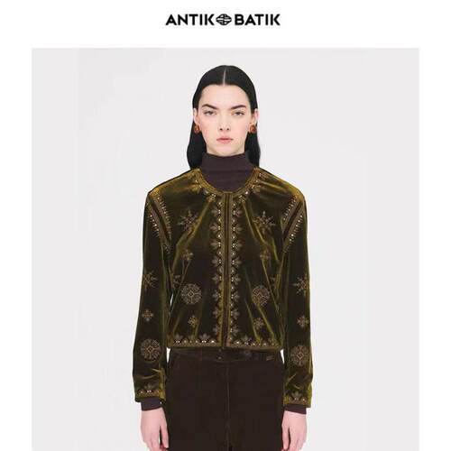 Antik batik 25早春新款丝绒时尚百搭刺绣圆领外套女