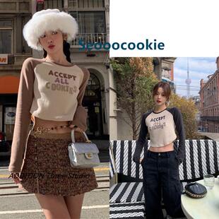  Seooocookie 春秋款圆领字母刺绣贴布拼色短款长袖T恤上衣女