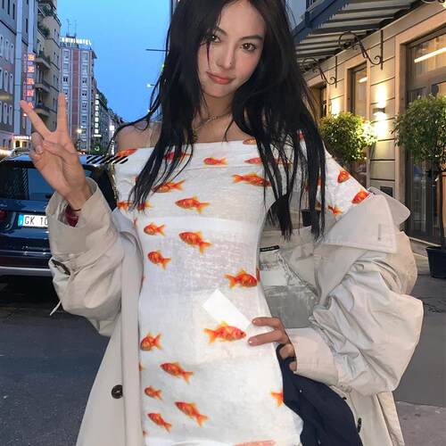 现货正品 omighty 金鱼锦鲤印花长袖一字领修身T恤连衣裙辣妹风女