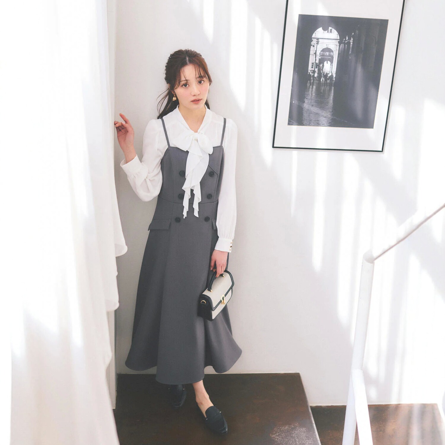 仅3件~PBD家人气款 浪漫仪式感 优雅淑女双排扣风衣式百搭背带裙