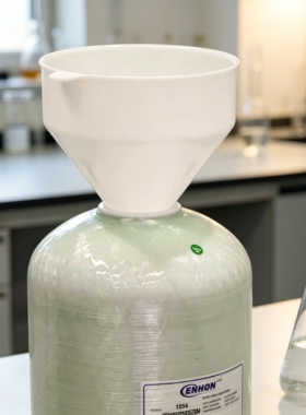 树脂灌装漏斗石英砂活性炭玻璃钢罐家用软水机加滤料装填充料漏斗