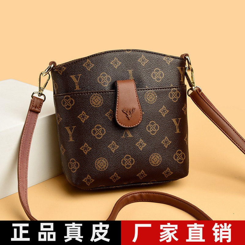正品真皮女包2026夏新款复古手机小包包时尚单肩斜挎包百搭零钱包