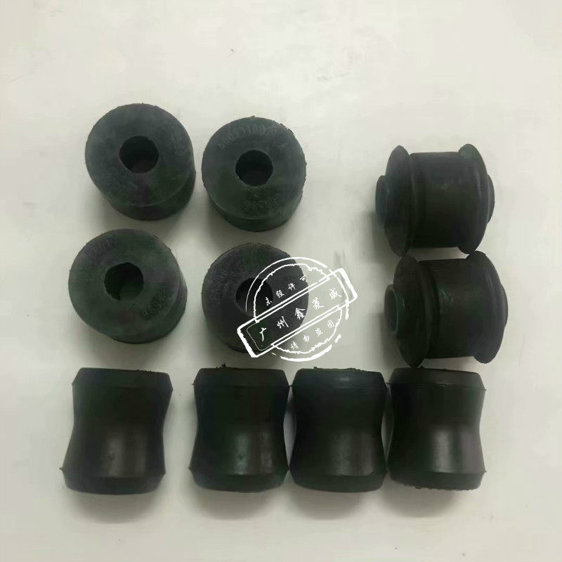 适用于三菱 V31 V32 V33 猎豹奇兵 黑金刚减震器胶套 避震机胶套