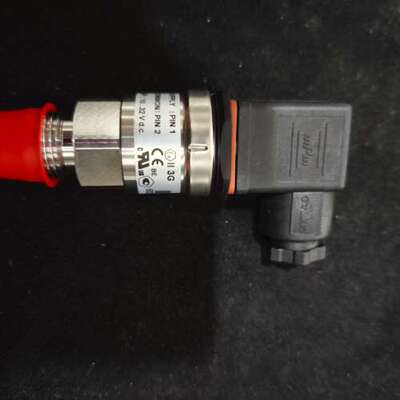售前丹佛斯压力感测器 MBS3100 060G1469议价