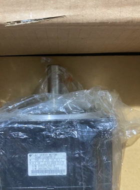 议价 YASKAWA安川机器人电机SGMP-08AWYR12工控机控制器伺服控制