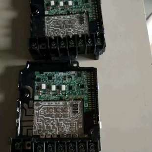 售前D740-1.5/2.2/3.7 模块 成色如图 新的