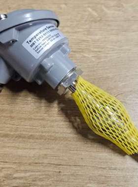 售前Danfoss MBT 5252-0111-0050-0200-0000 084Z6263 温度感测器